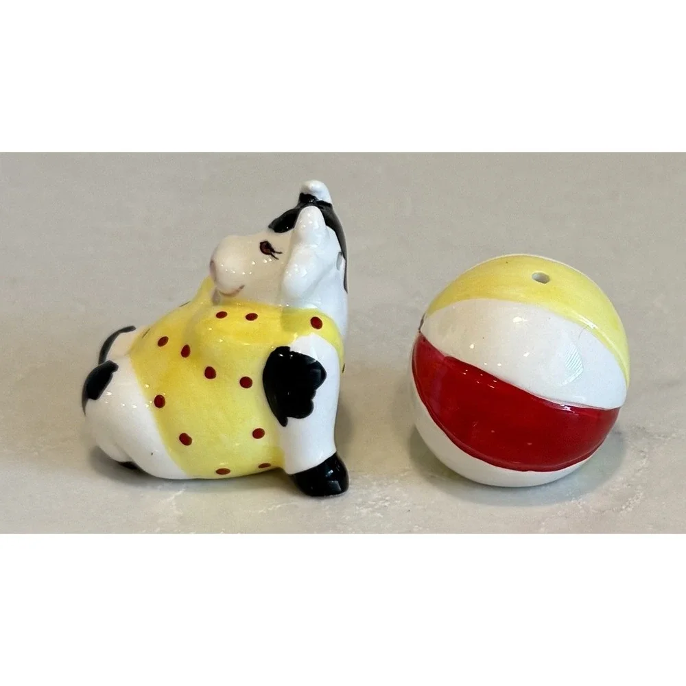 Vtg Clay Art‎ Miniature, Cow and Beach Ball Salt and Pepper Shakers, Mini S&P